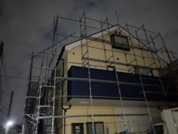 一般住宅足場、塗装工事　一式